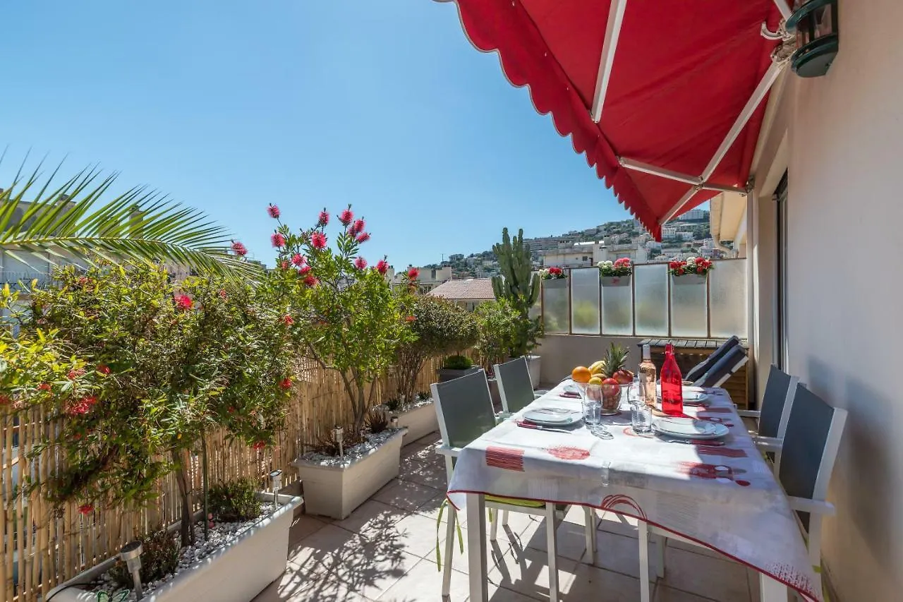Le Mantega - F2 Moderne,Centre Ville, 2 Grandes Terrasses,Climatisation, Ascenseur의 연락처